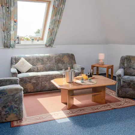 Mantelmoewe By Interhome * Norddeich (Norden)