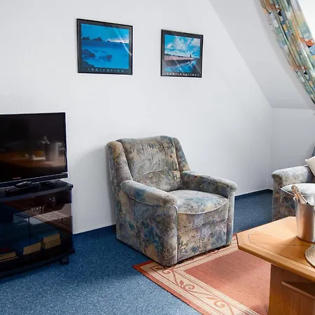 Mantelmoewe By Interhome